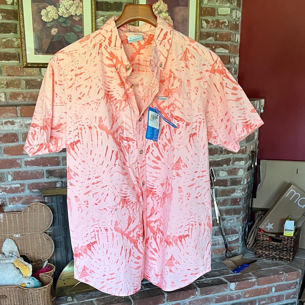 Columbia Men's Vibrant Orange Patterned Shirt